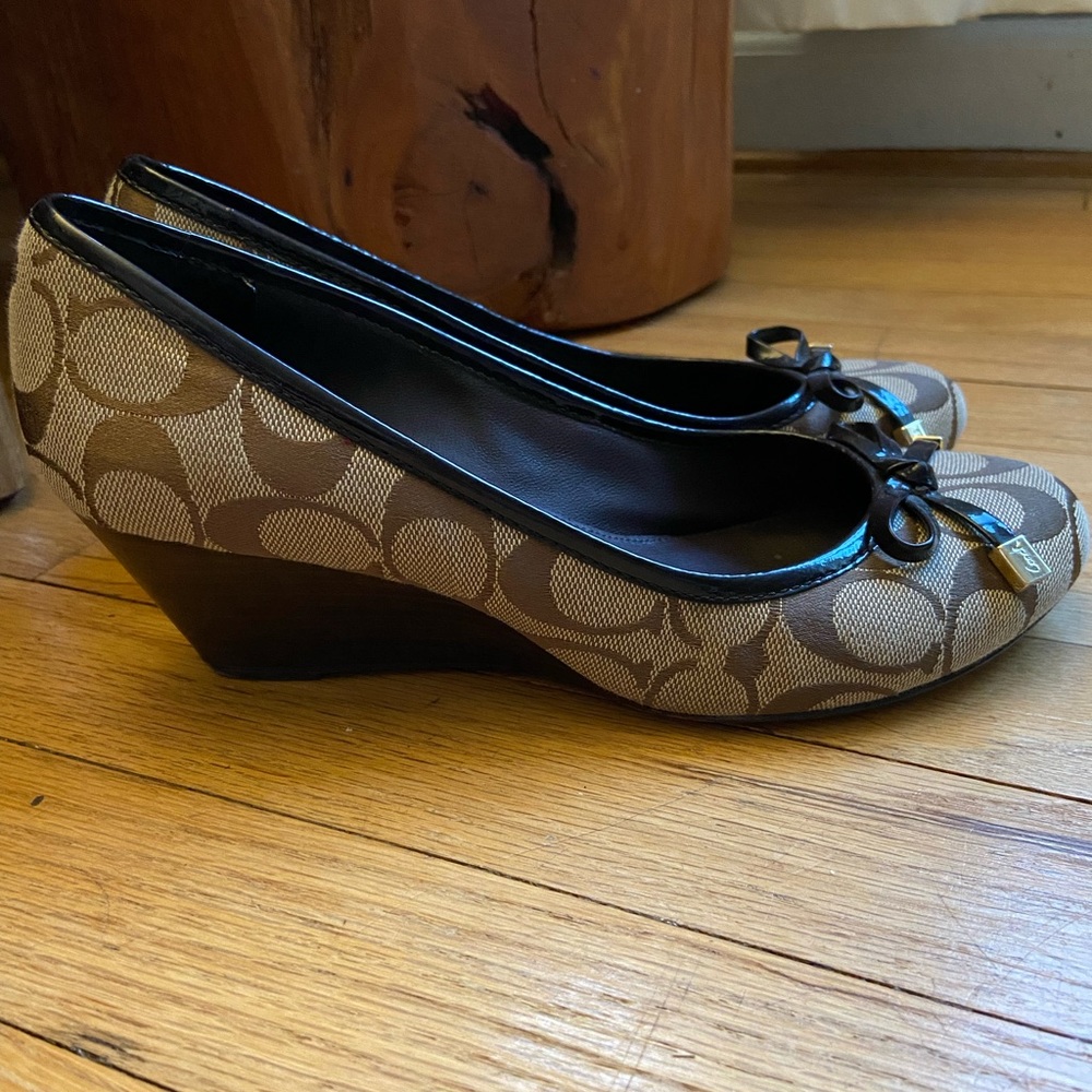 Coach Wedges